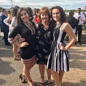 Meet your Posher, Angela